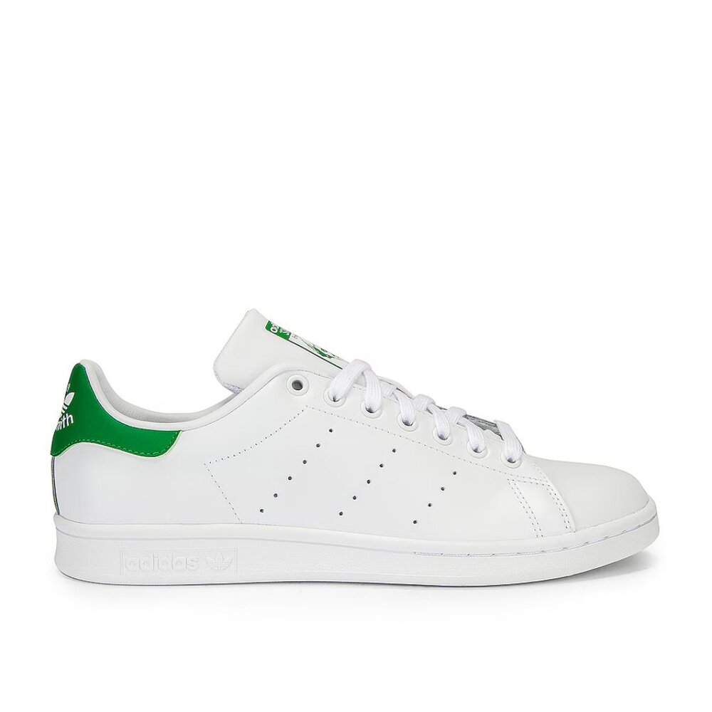 BRAND NEW Adidas Stan Smith Women’s Sneakers Size 7